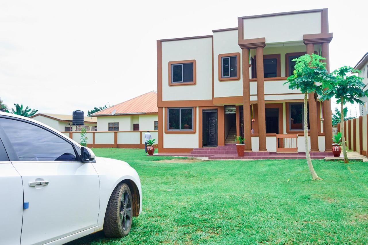 Indigo Cottage And Apartment Kumasi Kültér fotó