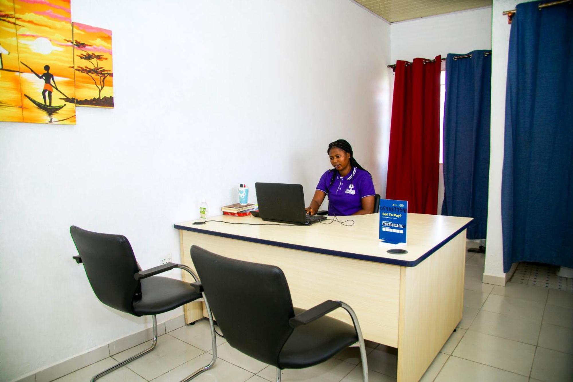Indigo Cottage And Apartment Kumasi Kültér fotó