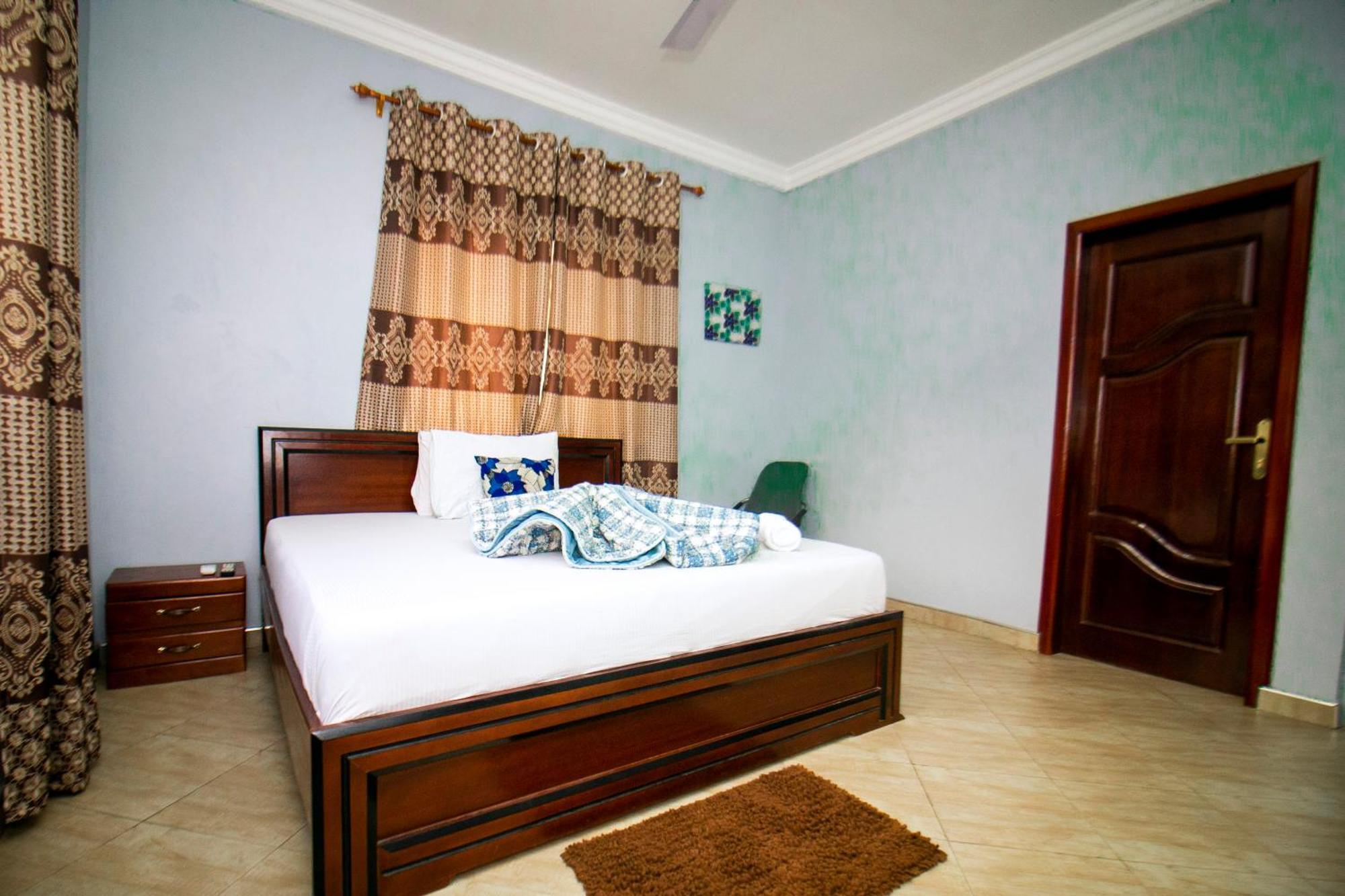 Indigo Cottage And Apartment Kumasi Kültér fotó