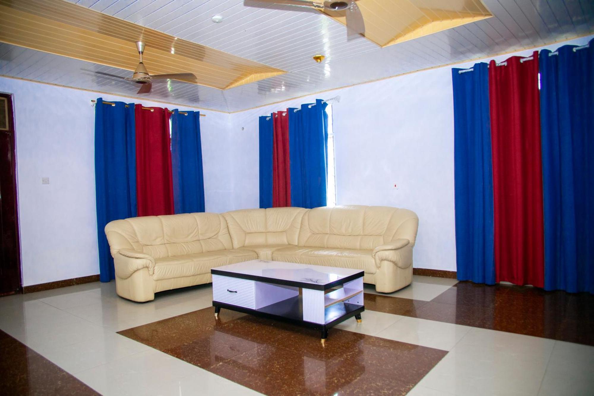 Indigo Cottage And Apartment Kumasi Kültér fotó
