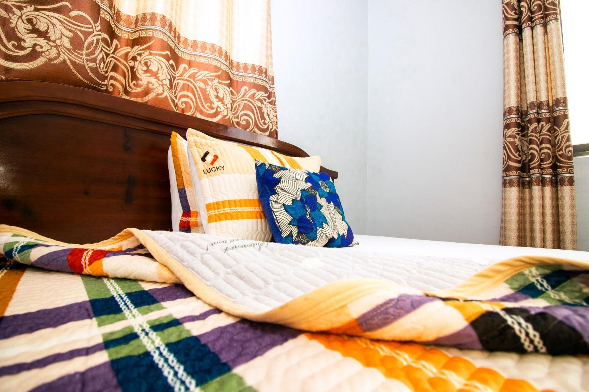 Indigo Cottage And Apartment Kumasi Kültér fotó