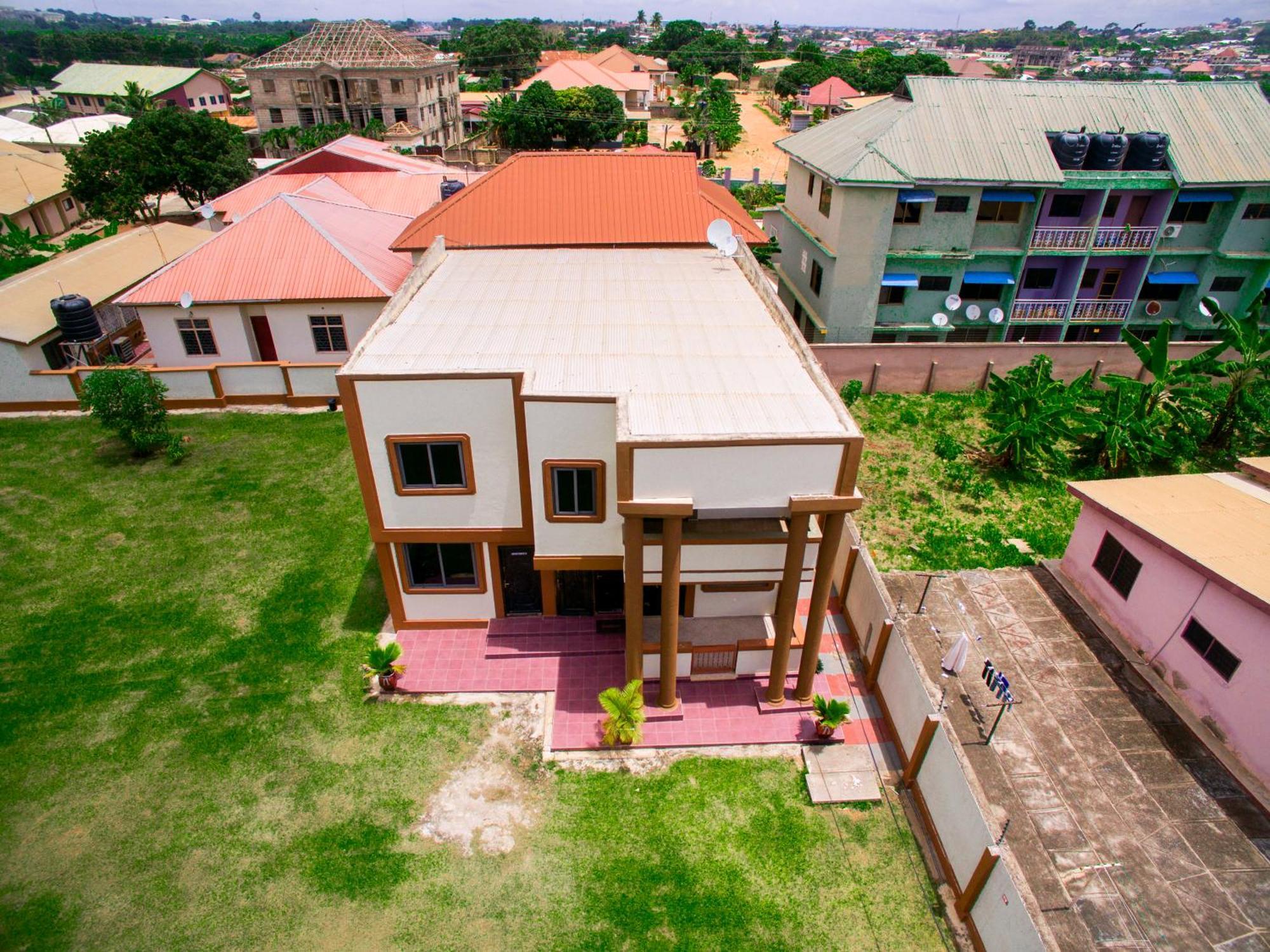 Indigo Cottage And Apartment Kumasi Kültér fotó